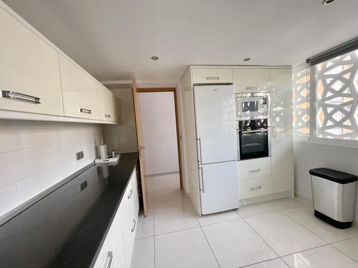 Appartement Torre Colon à Benidorm Extérieur photo